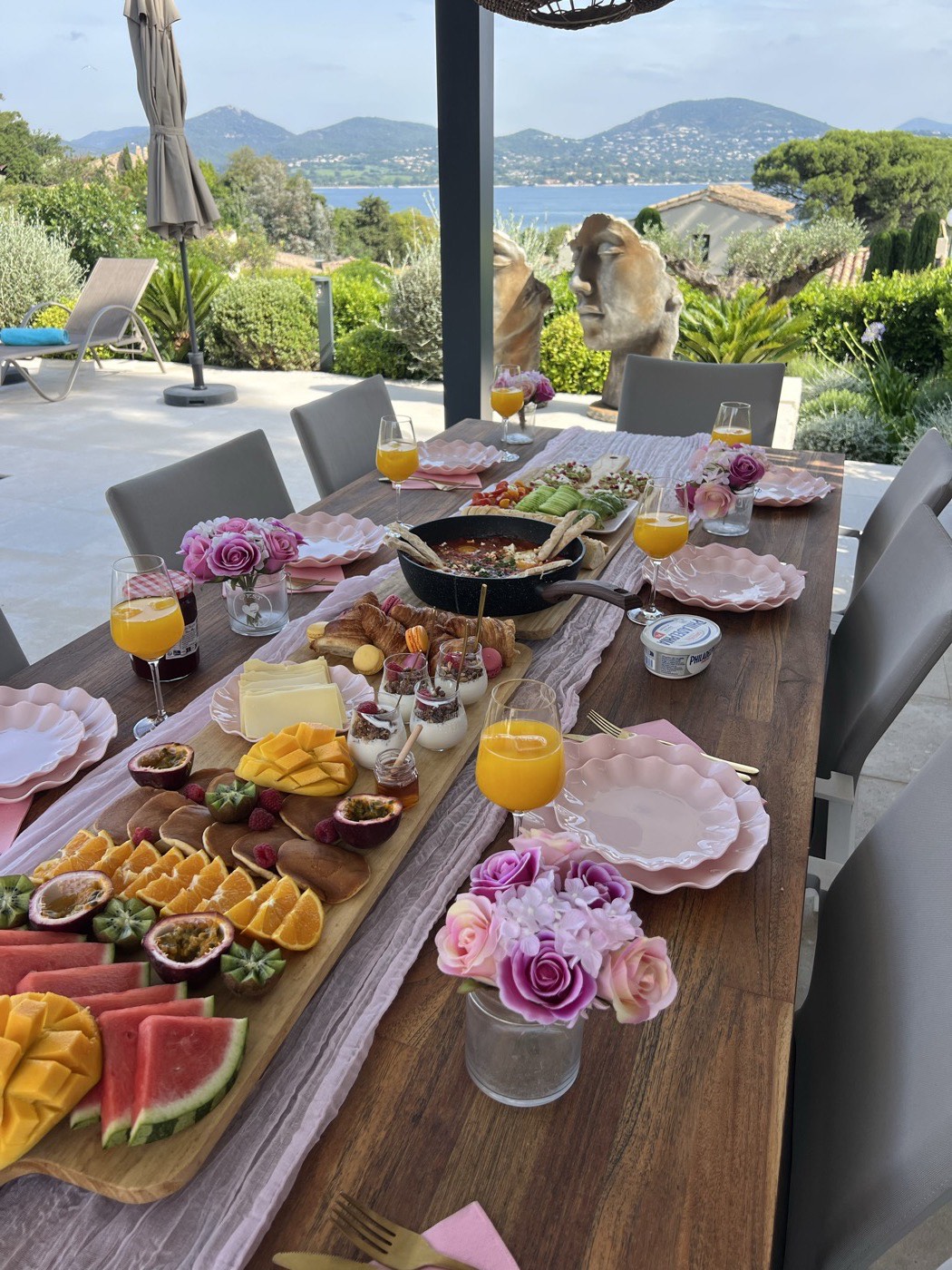 Private breakfast