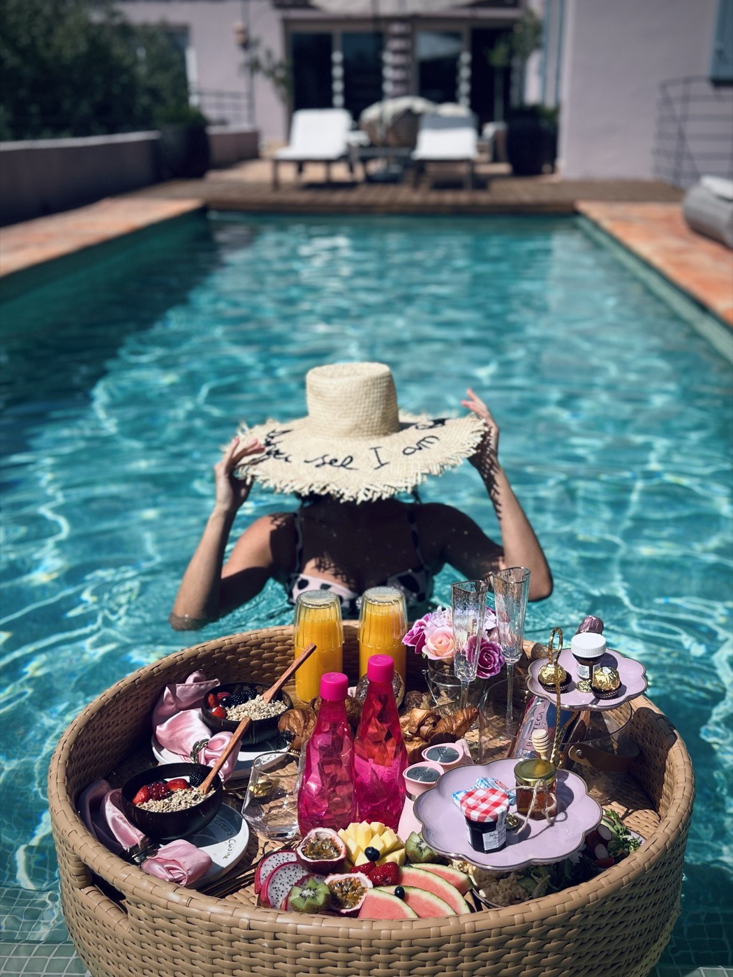 Private breakfast